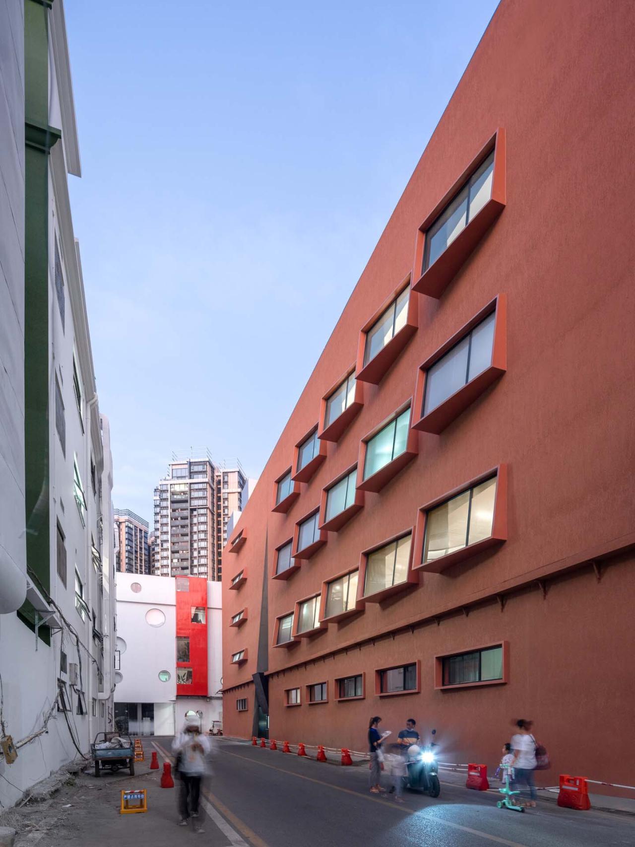 BIM建筑|东财工业区7#8#楼改造 / 深圳对角线建筑设计 BIM建筑|东财工业区7#8#楼改造 / 深圳对角线建筑设计