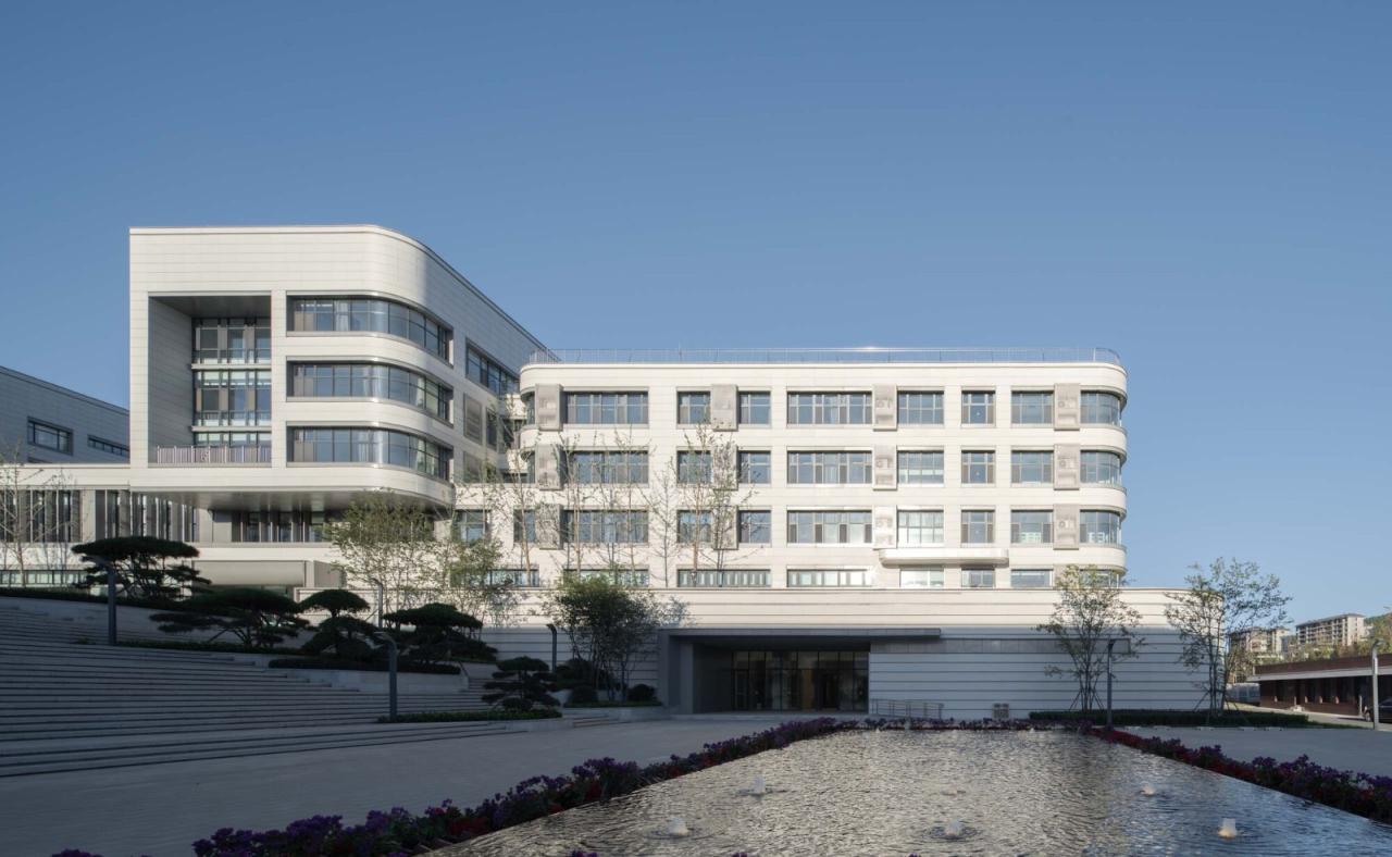 BIM建筑|济南历城二中彩石校区 / 同圆设计 BIM建筑|济南历城二中彩石校区 / 同圆设计