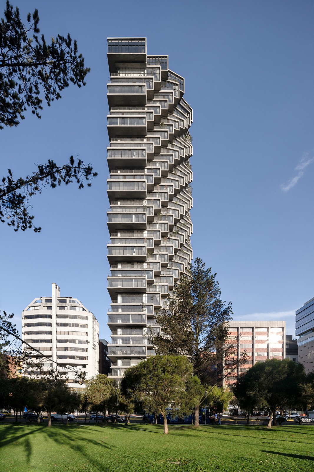 BIM建筑|IQON 大楼 / BIG BIM建筑|IQON 大楼 / BIG