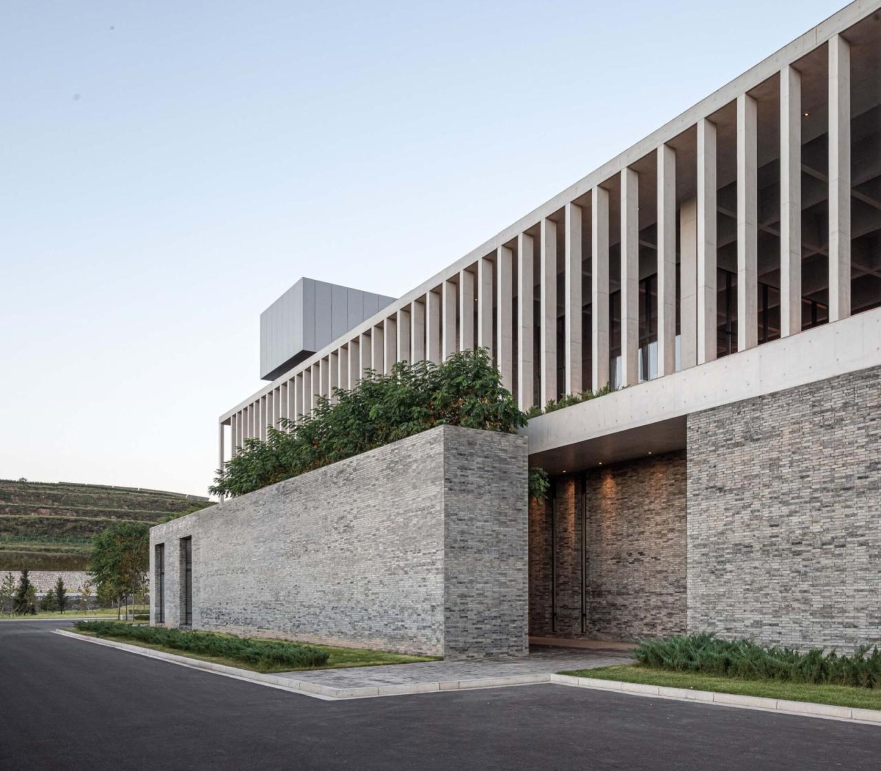 BIM建筑|宁武燕麦工厂 / 卓汉苏文建筑事务所 BIM建筑|宁武燕麦工厂 / 卓汉苏文建筑事务所
