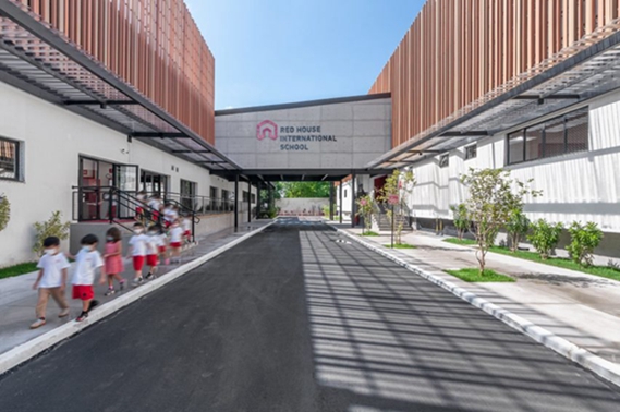 BIM建筑|德拉克斯工作室将工业建筑改建为红楼学校 BIM建筑|德拉克斯工作室将工业建筑改建为红楼学校