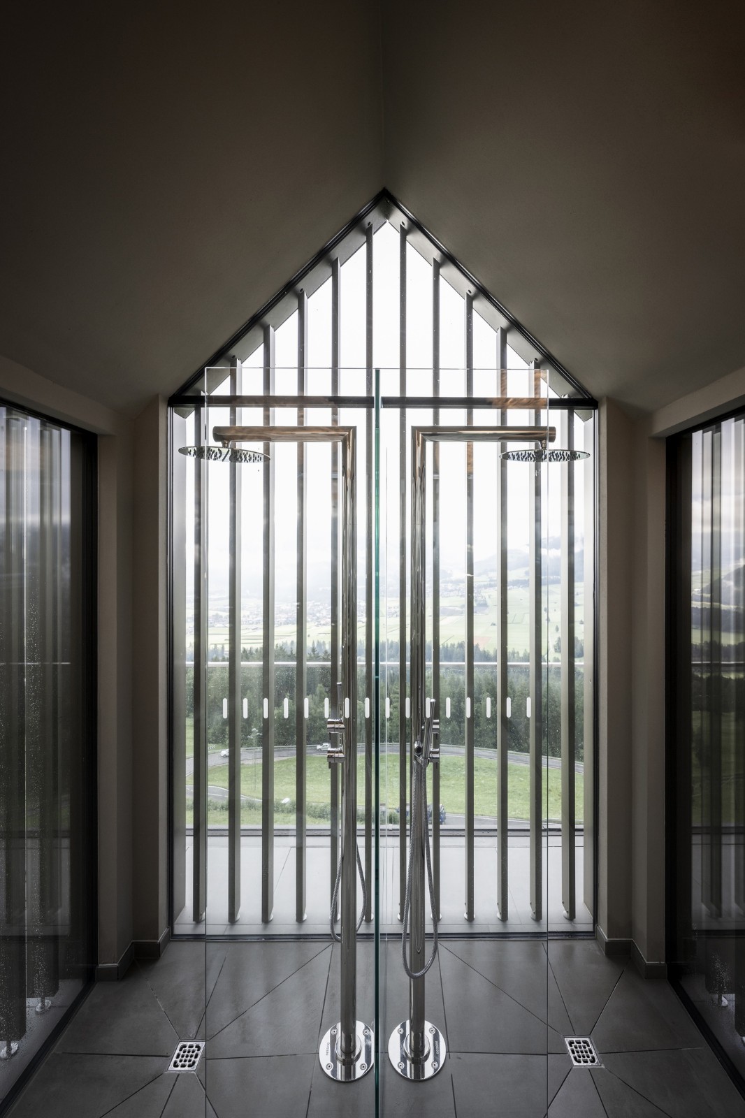 BIM建筑|“倒挂”建筑,Hubertus 酒店扩建 / noa* BIM建筑|“倒挂”建筑,Hubertus 酒店扩建 / noa*