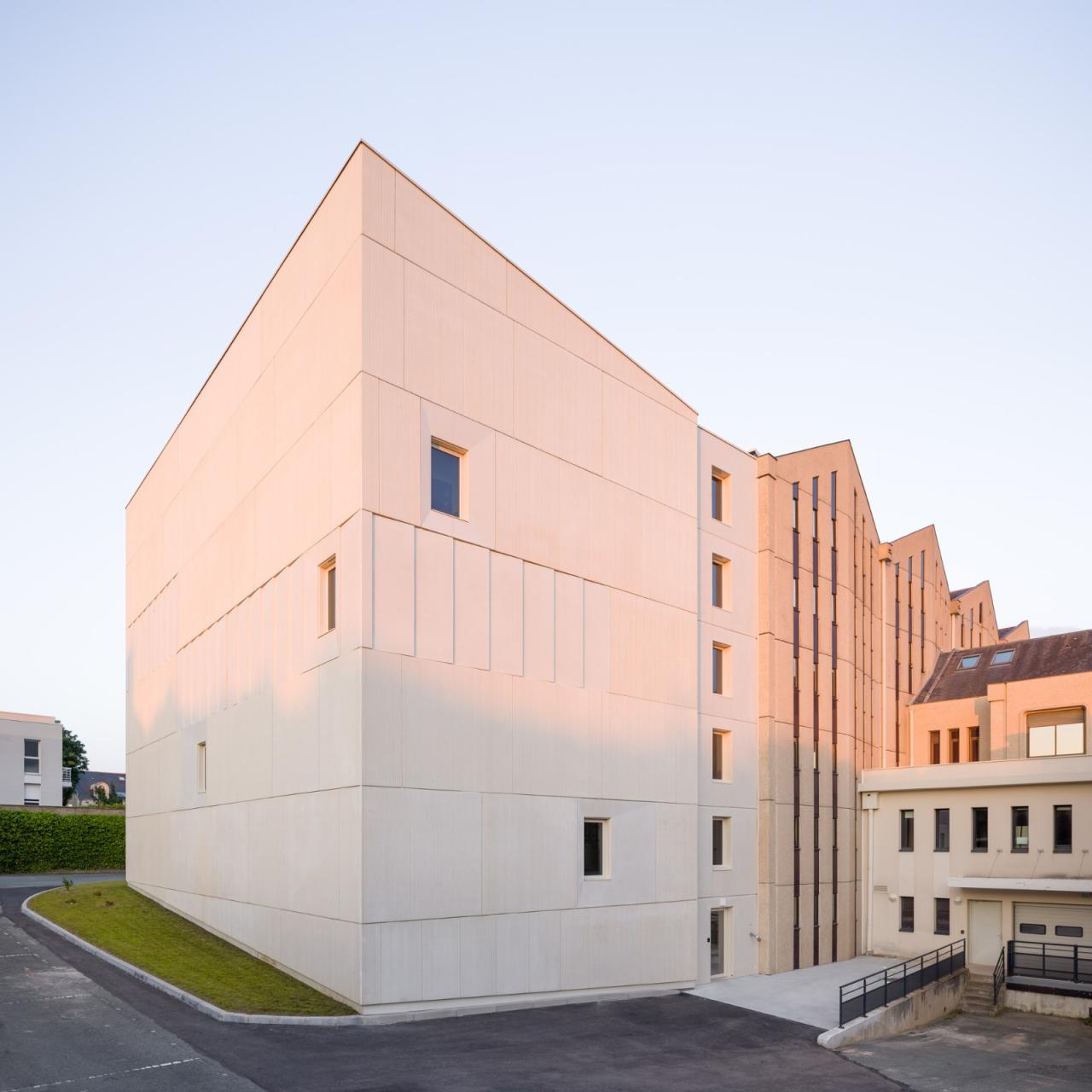 BIM建筑|法国曼恩卢瓦尔省档案馆扩建 / Magnum architectes & urbanistes BIM建筑|法国曼恩卢瓦尔省档案馆扩建 / Magnum architectes & urbanistes
