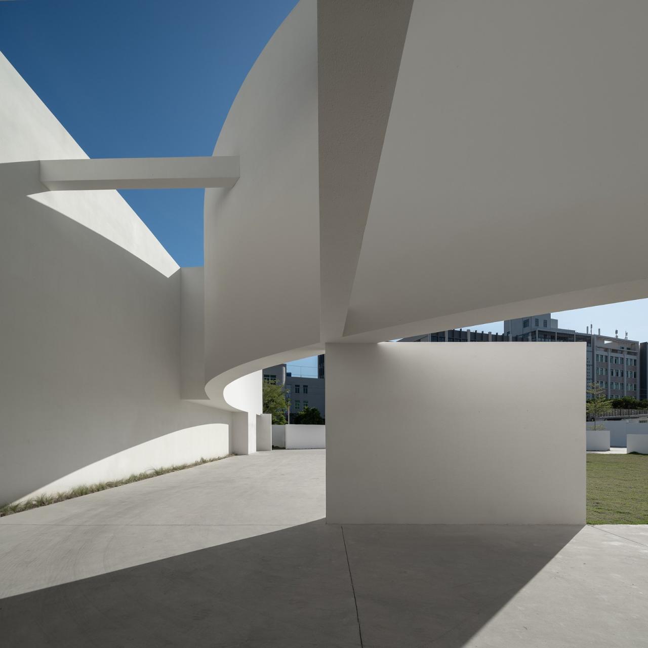 BIM建筑|回艺术中心:潮汕村落里的艺术涅槃 / AD艾克建筑 BIM建筑|回艺术中心:潮汕村落里的艺术涅槃 / AD艾克建筑