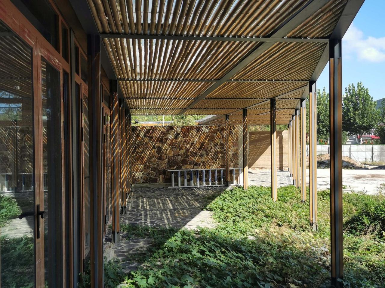 BIM建筑|南京汤山猿人洞游客驿站 / 东南大学建筑设计研究院建筑技术与艺术(ATA)工作室 BIM建筑|南京汤山猿人洞游客驿站 / 东南大学建筑设计研究院建筑技术与艺术(ATA)工作室