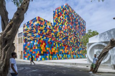 BIM建筑|桶盖表皮,CNAD 艺术工艺设计中心 / Ramos Castellano Arquitectos-BIM建筑网