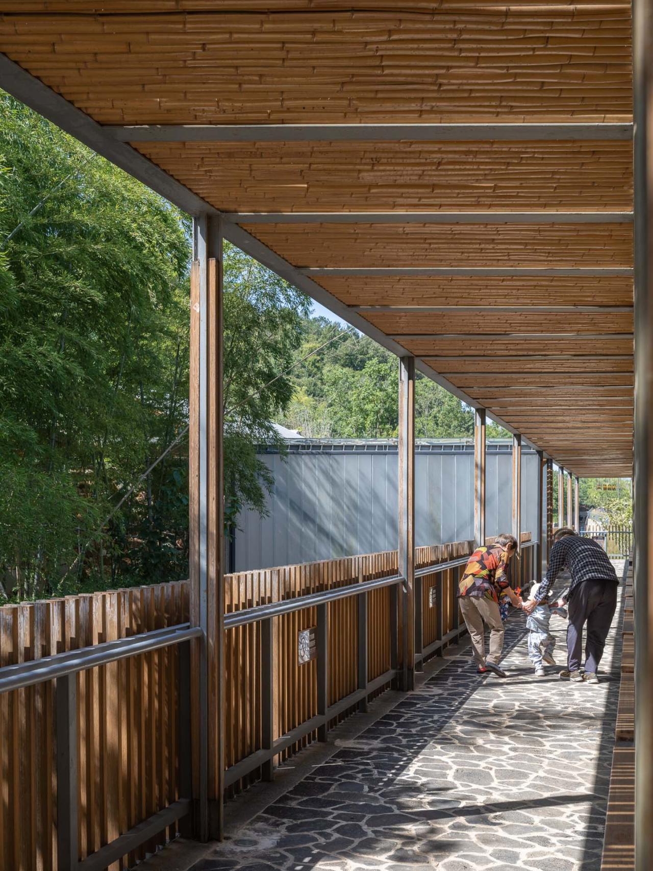 BIM建筑|南京汤山猿人洞游客驿站 / 东南大学建筑设计研究院建筑技术与艺术(ATA)工作室 BIM建筑|南京汤山猿人洞游客驿站 / 东南大学建筑设计研究院建筑技术与艺术(ATA)工作室