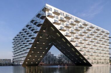 BIM建筑|BIG在阿姆斯特丹设计悬臂住宅楼-BIM建筑网