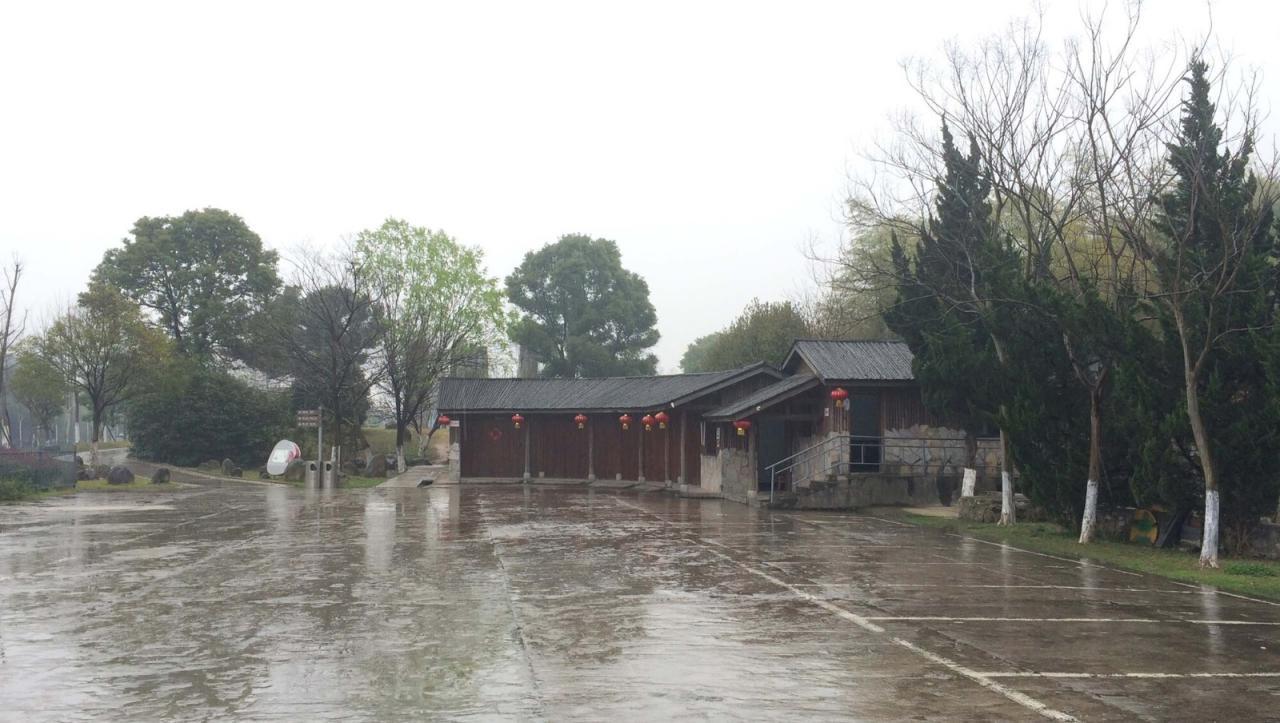 BIM建筑|南京汤山猿人洞游客驿站 / 东南大学建筑设计研究院建筑技术与艺术(ATA)工作室 BIM建筑|南京汤山猿人洞游客驿站 / 东南大学建筑设计研究院建筑技术与艺术(ATA)工作室