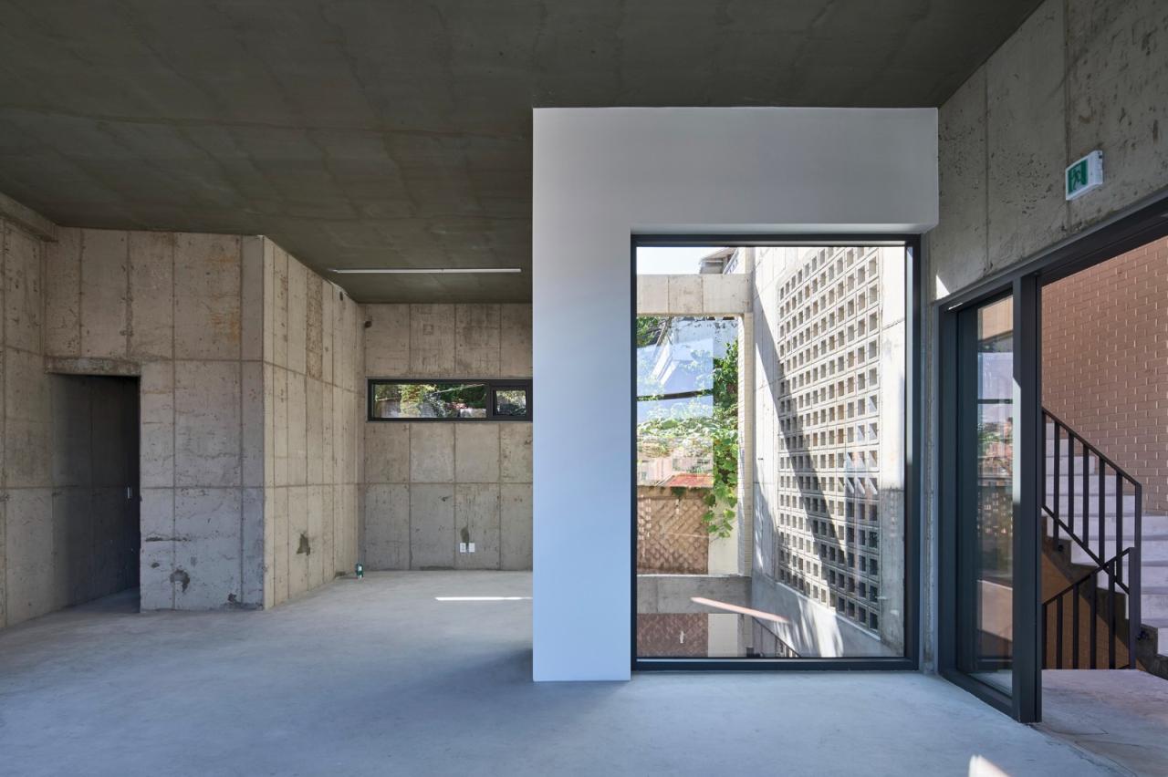 BIM建筑|通向街角的楼梯,Y2 综合大楼 / DAAL BIM建筑|通向街角的楼梯,Y2 综合大楼 / DAAL