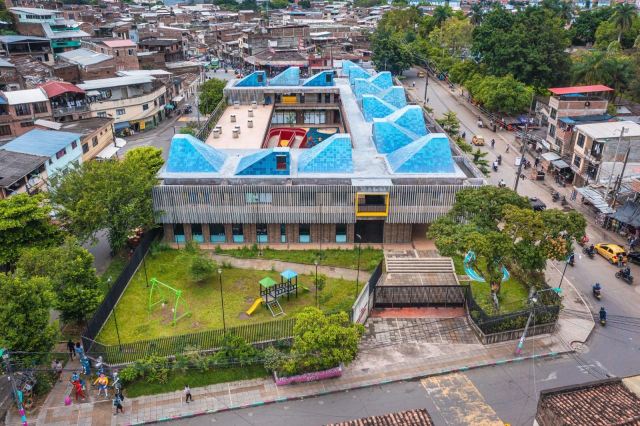 BIM建筑|冠军摇篮儿童发展中心 / Espacio Colectivo Arquitectos BIM建筑|冠军摇篮儿童发展中心 / Espacio Colectivo Arquitectos