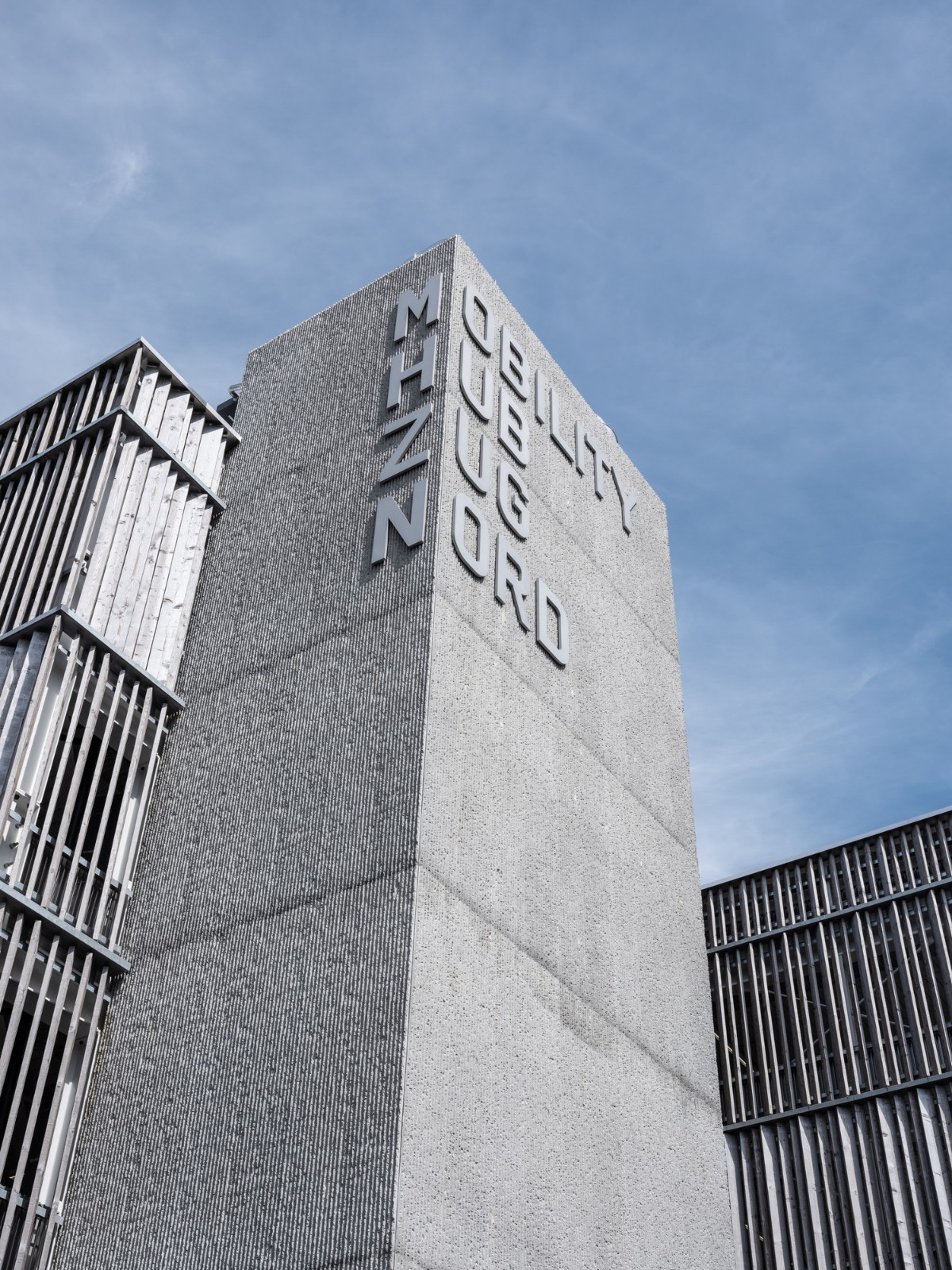 BIM建筑|精密控制,MHZN 瑞士楚格北站移动枢纽 / Hosoya Schaefer Architects BIM建筑|精密控制,MHZN 瑞士楚格北站移动枢纽 / Hosoya Schaefer Architects