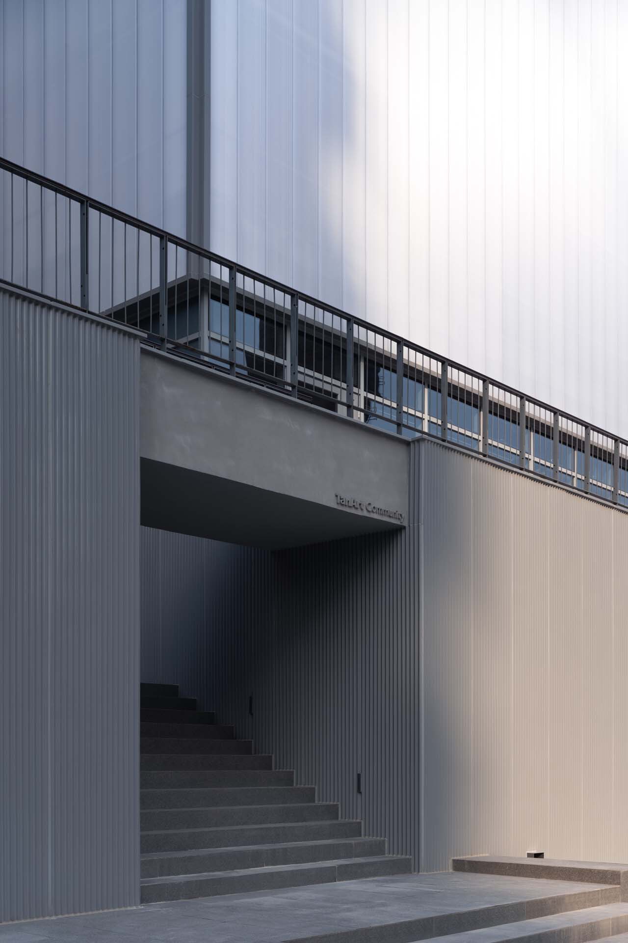 BIM建筑|山灰艺术社区,西安石油大学生活区锅炉房改造 / 日常建造 BIM建筑|山灰艺术社区,西安石油大学生活区锅炉房改造 / 日常建造
