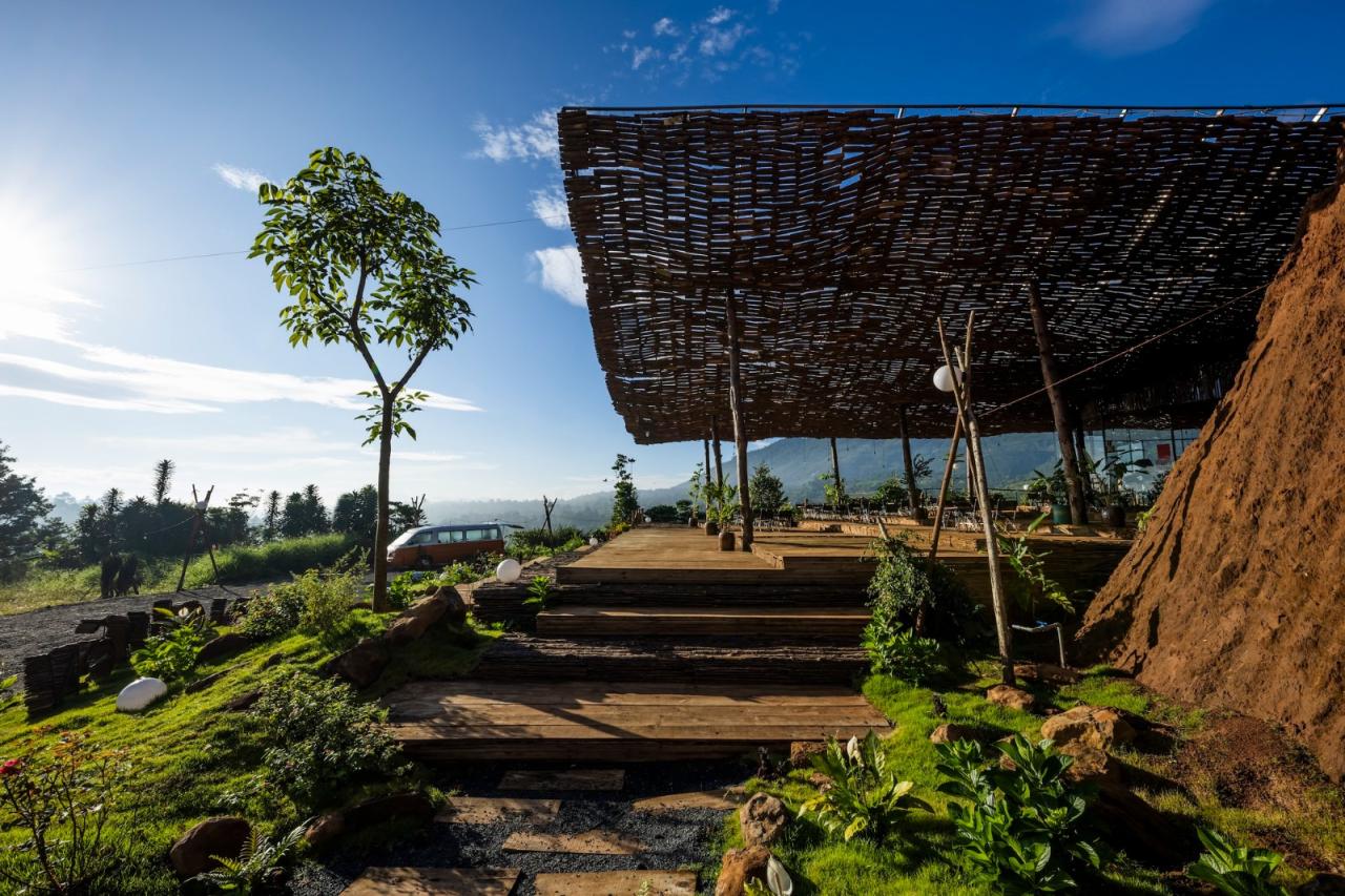 BIM建筑|隐隐看向天空,阮氏咖啡 / The Bloom BIM建筑|隐隐看向天空,阮氏咖啡 / The Bloom