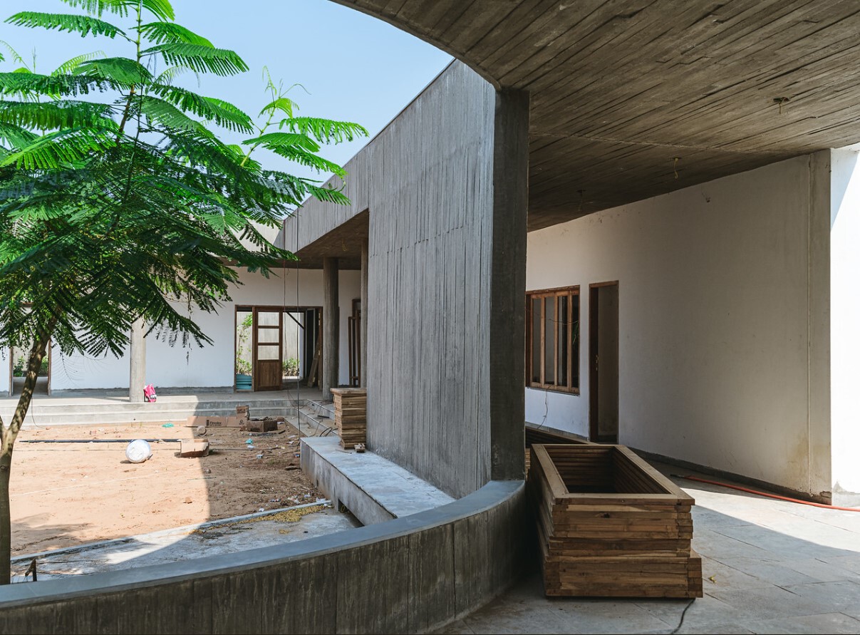 BIM建筑|围合之家 / Design Ni Dukaan BIM建筑|围合之家 / Design Ni Dukaan