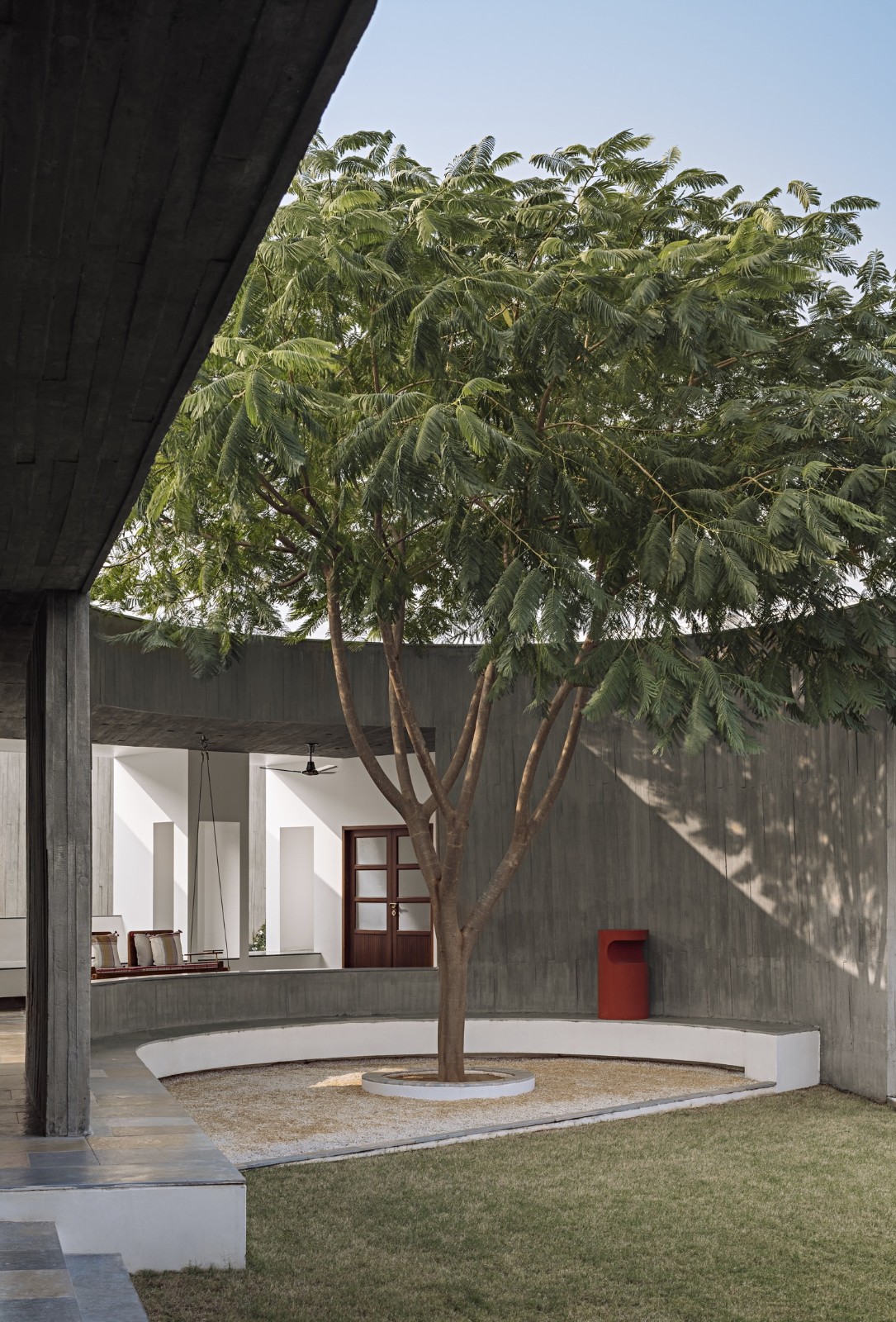 BIM建筑|围合之家 / Design Ni Dukaan BIM建筑|围合之家 / Design Ni Dukaan