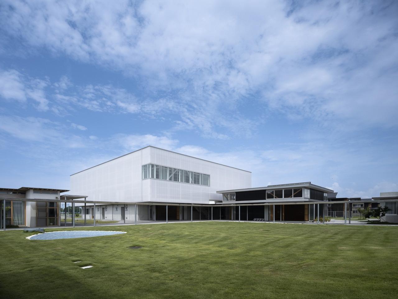 BIM建筑|组团式校园,广岛叡智学院 / CAn BIM建筑|组团式校园,广岛叡智学院 / CAn