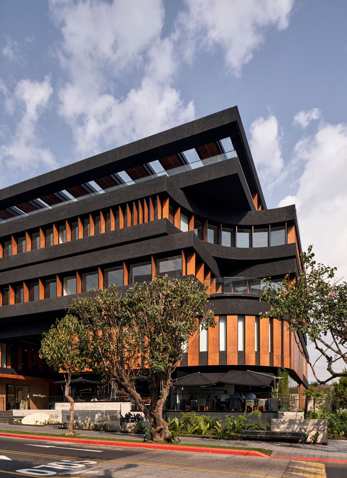BIM建筑|AEME商业大楼 / Paz Arquitectura BIM建筑|AEME商业大楼 / Paz Arquitectura