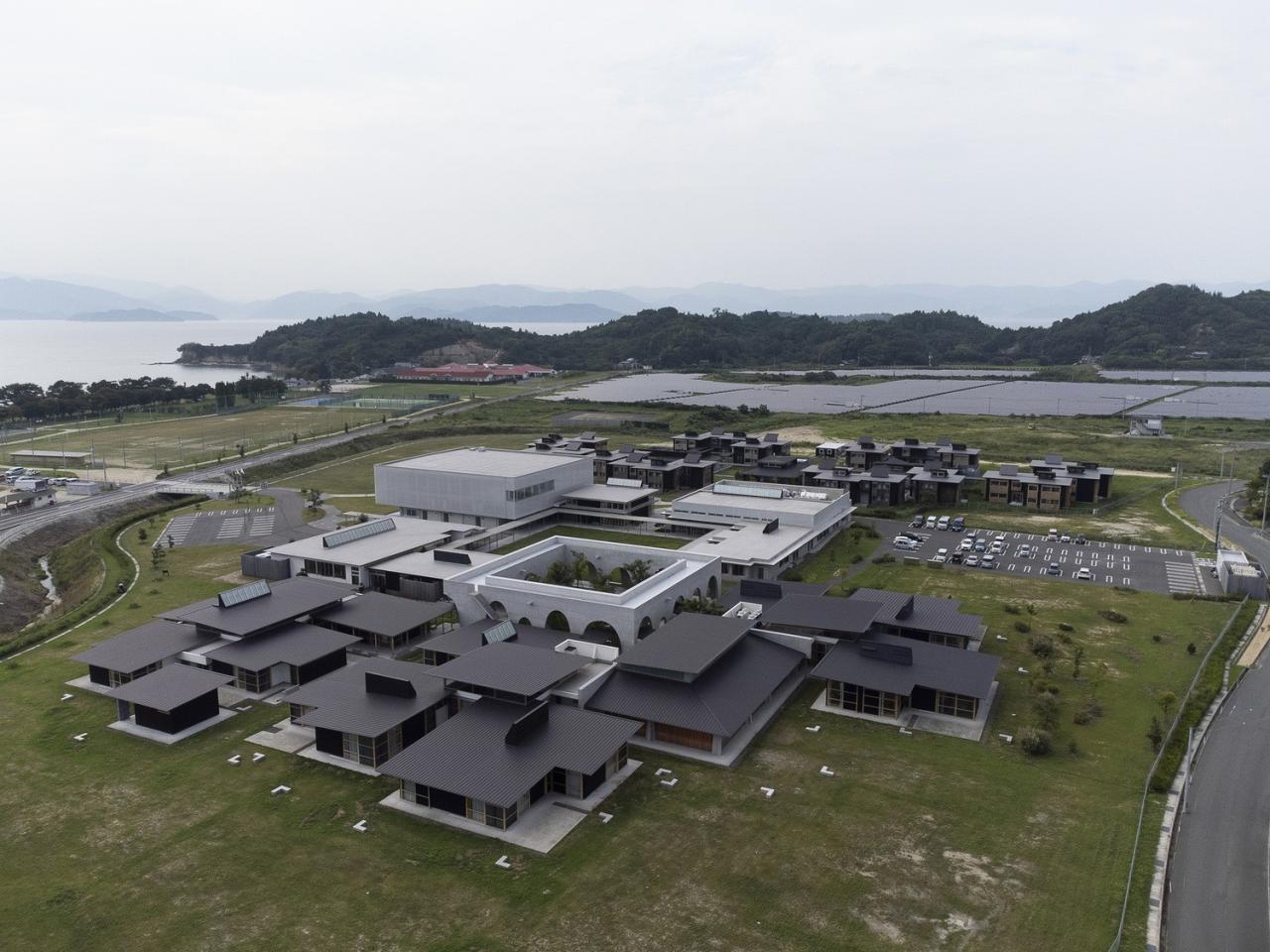 BIM建筑|组团式校园,广岛叡智学院 / CAn BIM建筑|组团式校园,广岛叡智学院 / CAn