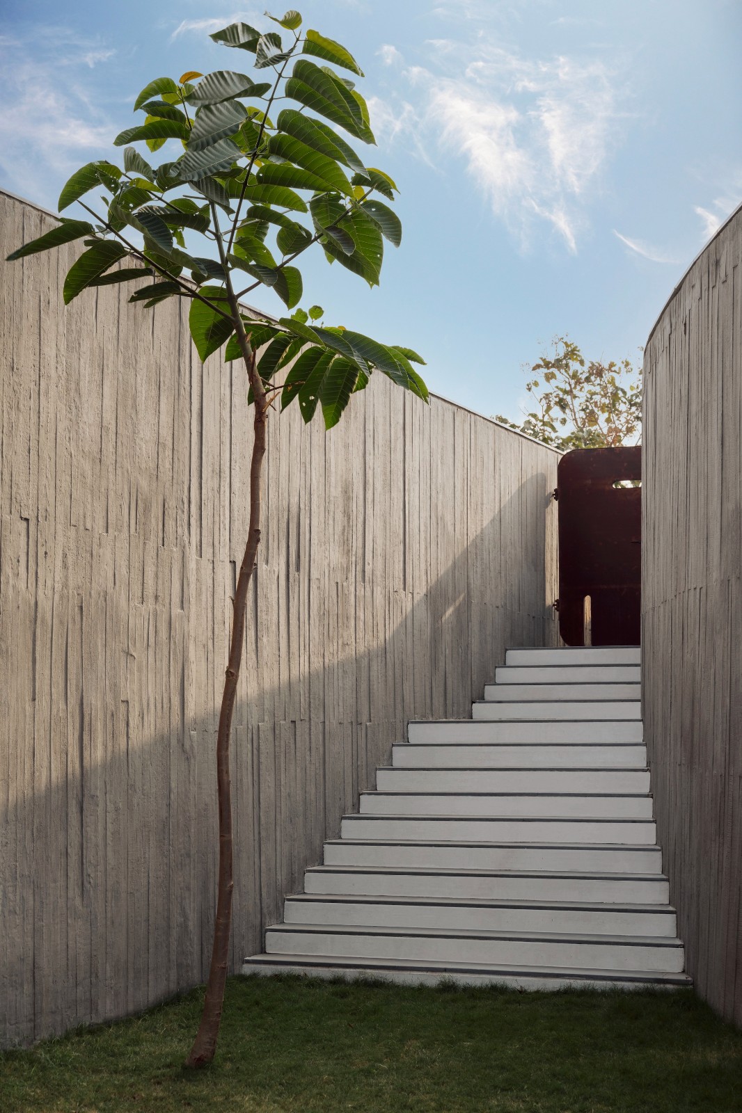 BIM建筑|围合之家 / Design Ni Dukaan BIM建筑|围合之家 / Design Ni Dukaan