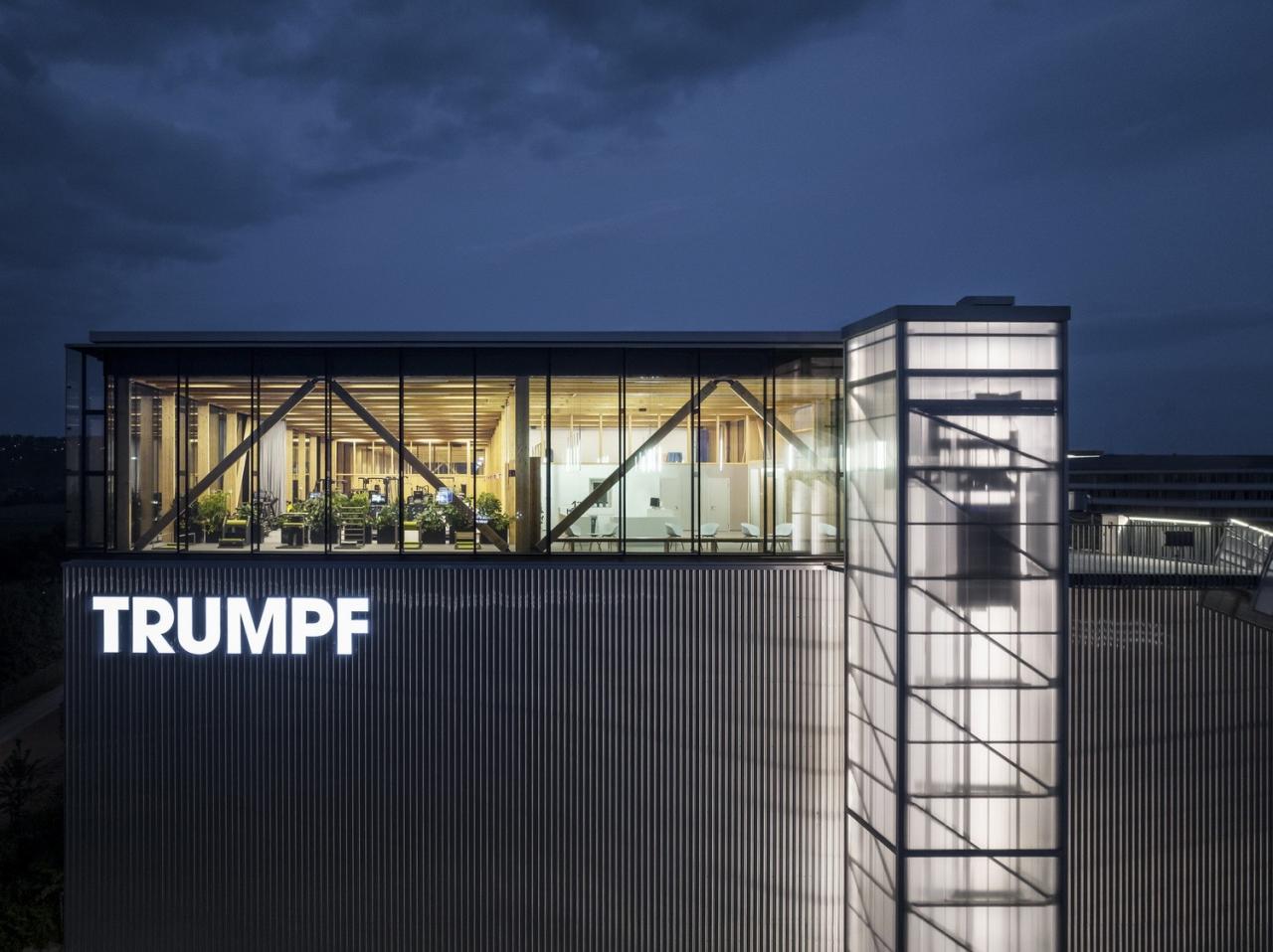 BIM建筑|空中健身,通快集团运动中心 / Barkow Leibinger BIM建筑|空中健身,通快集团运动中心 / Barkow Leibinger