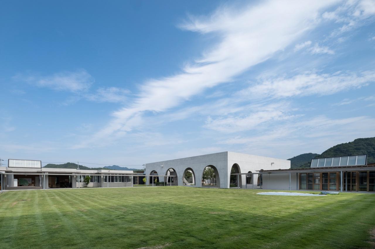 BIM建筑|组团式校园,广岛叡智学院 / CAn BIM建筑|组团式校园,广岛叡智学院 / CAn