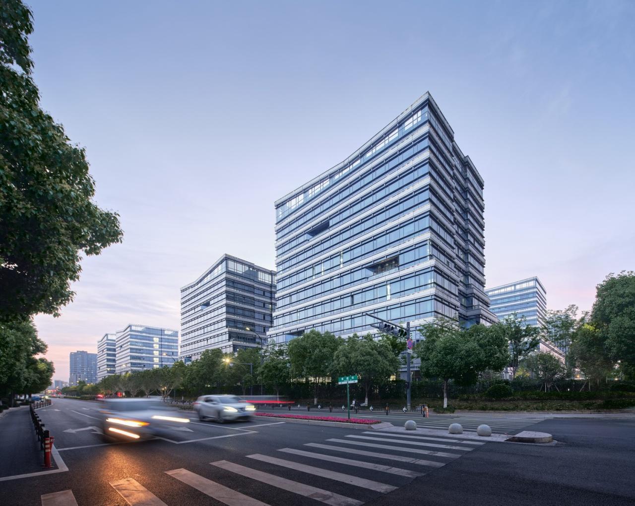 BIM建筑|科创办公:中电海康集团总部 / 中国联合工程有限公司 BIM建筑|科创办公:中电海康集团总部 / 中国联合工程有限公司