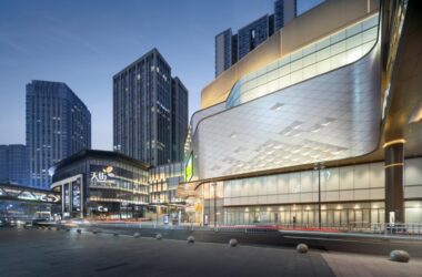 BIM建筑|十年筑造,一座天街一座城:重庆龙湖时代天街E馆 / 成执设计-BIM建筑网