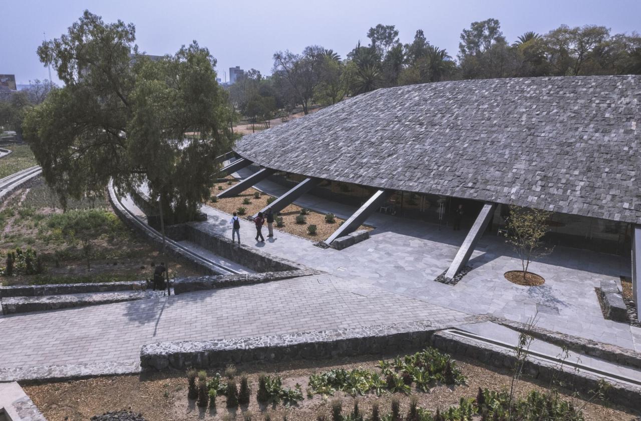 BIM建筑|覆盖在大地上,查普尔特佩克环境文化中心 / ERREqERRE Arquitectura y Urbanismo + Taller ID BIM建筑|覆盖在大地上,查普尔特佩克环境文化中心 / ERREqERRE Arquitectura y Urbanismo + Taller ID