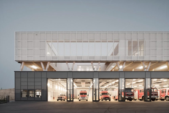 BIM建筑|伍尔夫工作室设计穿孔金属消防站 BIM建筑|伍尔夫工作室设计穿孔金属消防站
