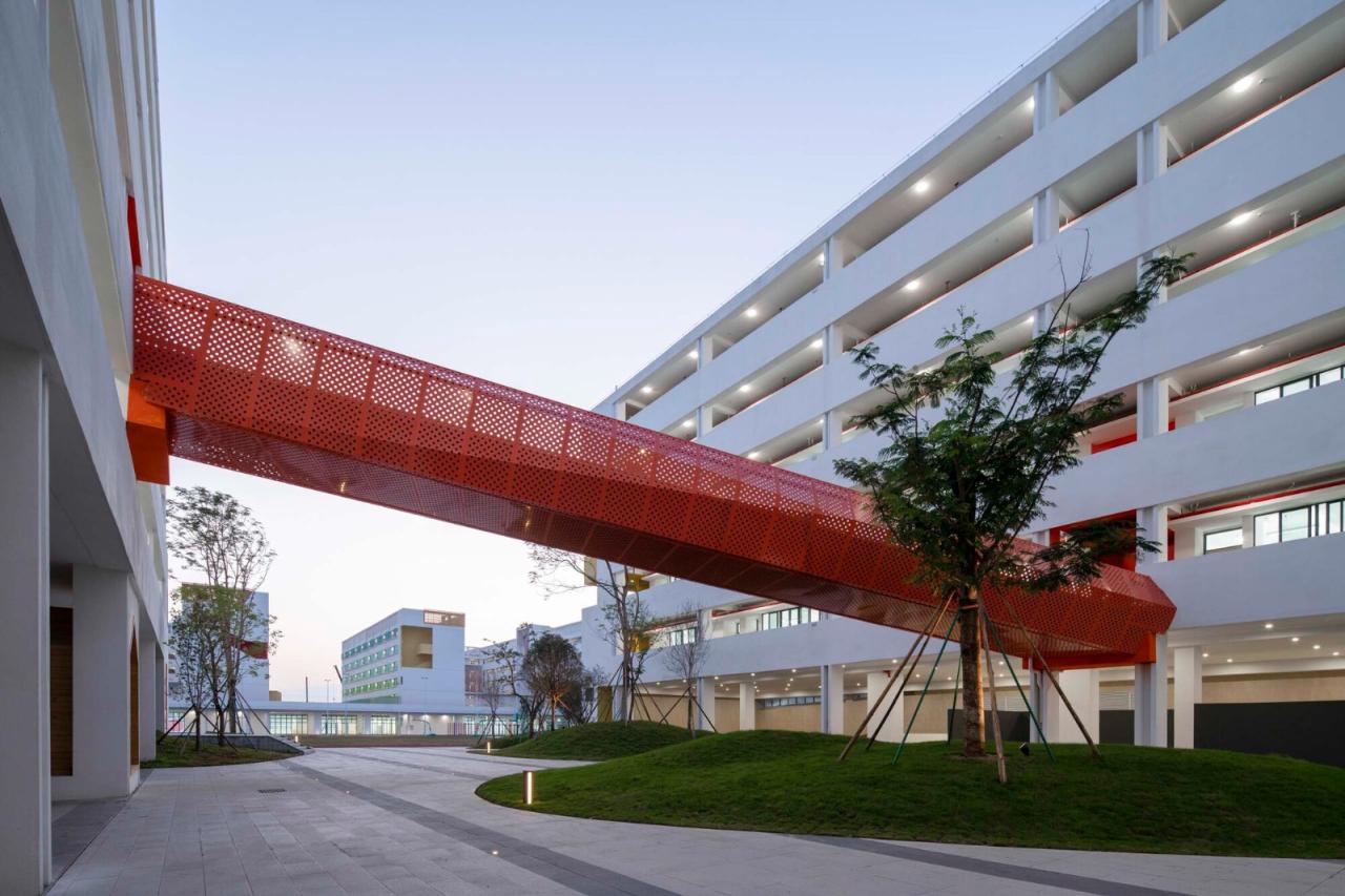 BIM建筑|南海桂城金桂高中 / 竖梁社 BIM建筑|南海桂城金桂高中 / 竖梁社