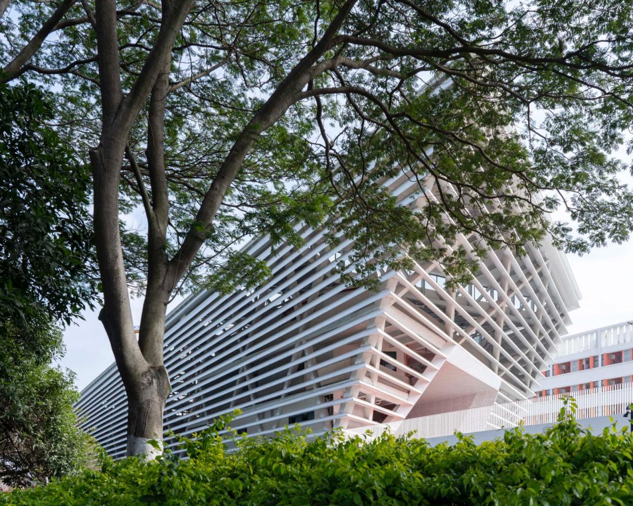 BIM建筑|南海桂城金桂高中 / 竖梁社 BIM建筑|南海桂城金桂高中 / 竖梁社