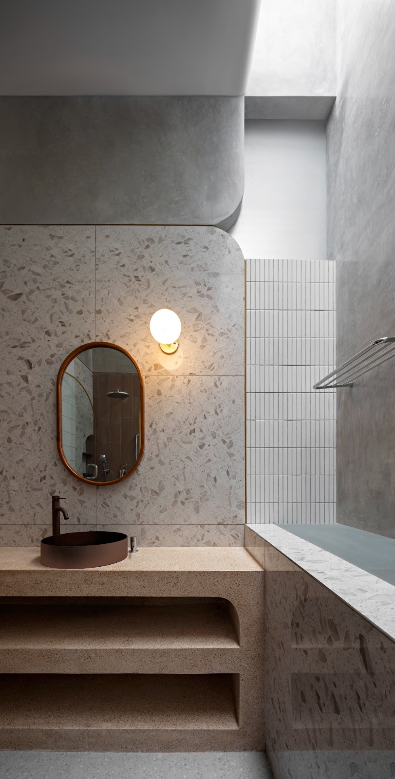 BIM建筑|爪哇屋顶+旋转房间,分心的房子 / Ismail Solehudin Architecture BIM建筑|爪哇屋顶+旋转房间,分心的房子 / Ismail Solehudin Architecture