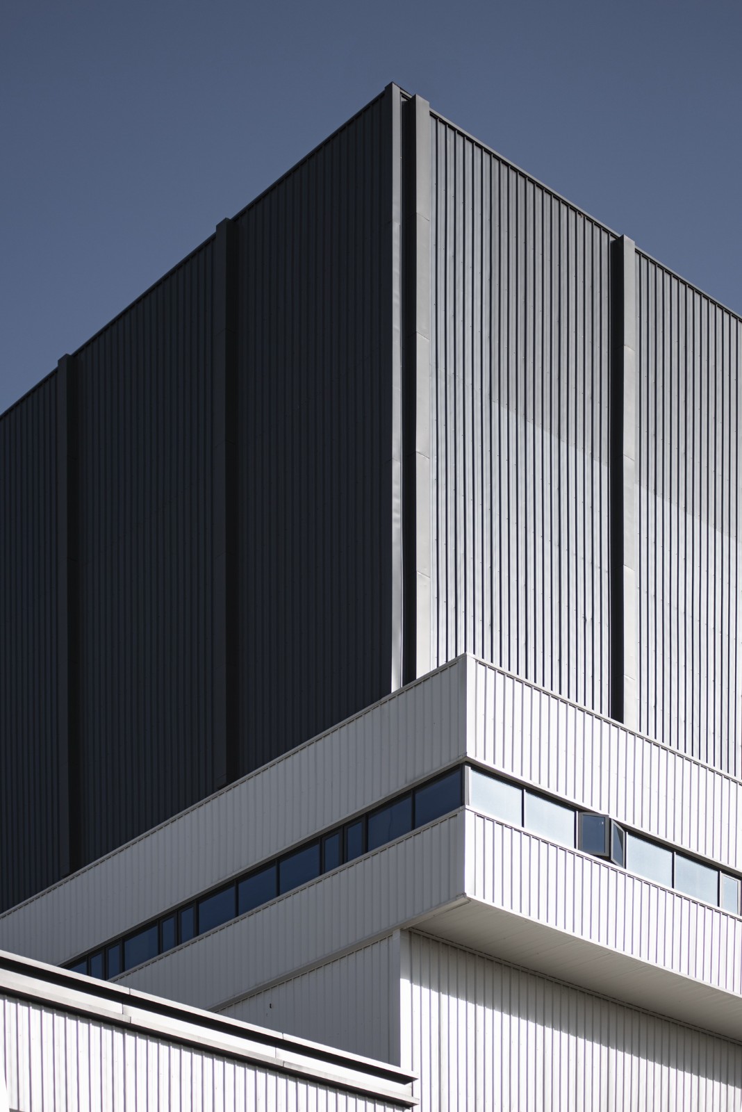 BIM建筑|锡东生活垃圾焚烧发电厂外立面改造 / 广州华科工程技术有限公司 BIM建筑|锡东生活垃圾焚烧发电厂外立面改造 / 广州华科工程技术有限公司