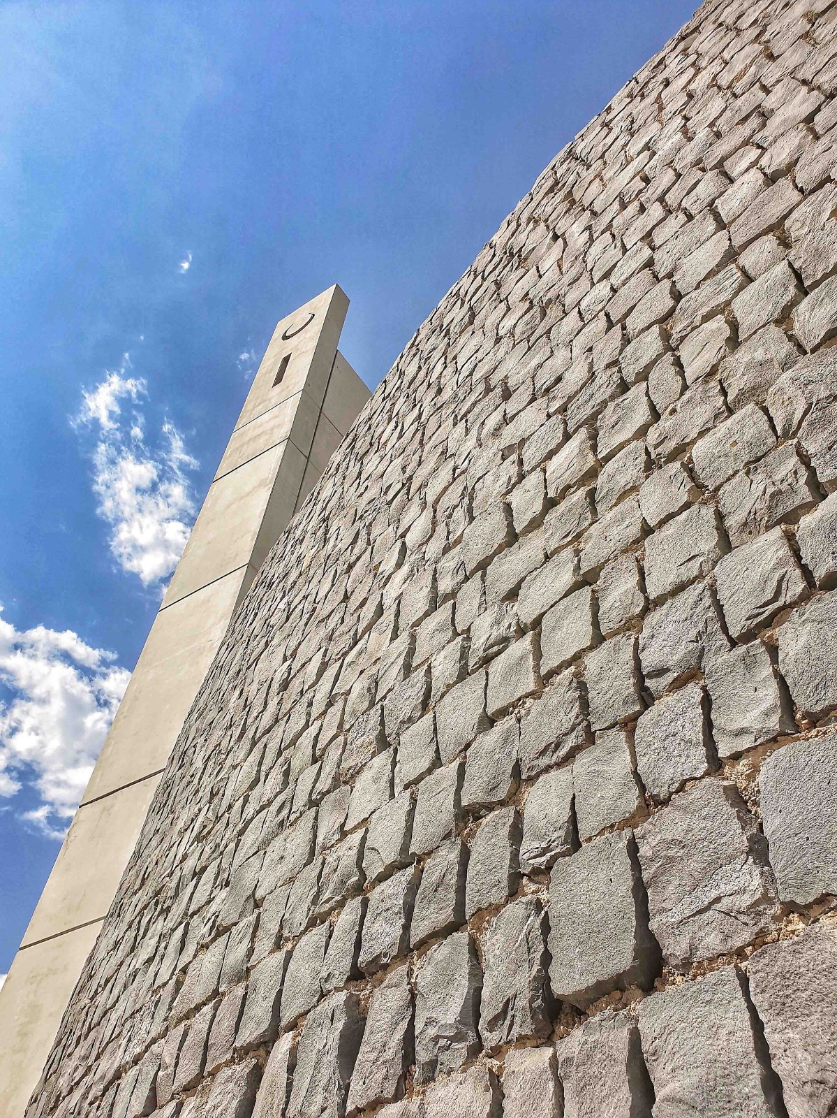 BIM建筑|光与石,Al Gharra 清真寺 / Mohammed Ibrahim Shafee Architectural Office BIM建筑|光与石,Al Gharra 清真寺 / Mohammed Ibrahim Shafee Architectural Office