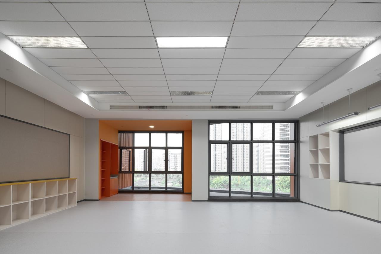 BIM建筑|对话童心,天性乐园:杭州江南实验学校教育集团江晖小学 / 浙江大学建筑设计研究院 BIM建筑|对话童心,天性乐园:杭州江南实验学校教育集团江晖小学 / 浙江大学建筑设计研究院