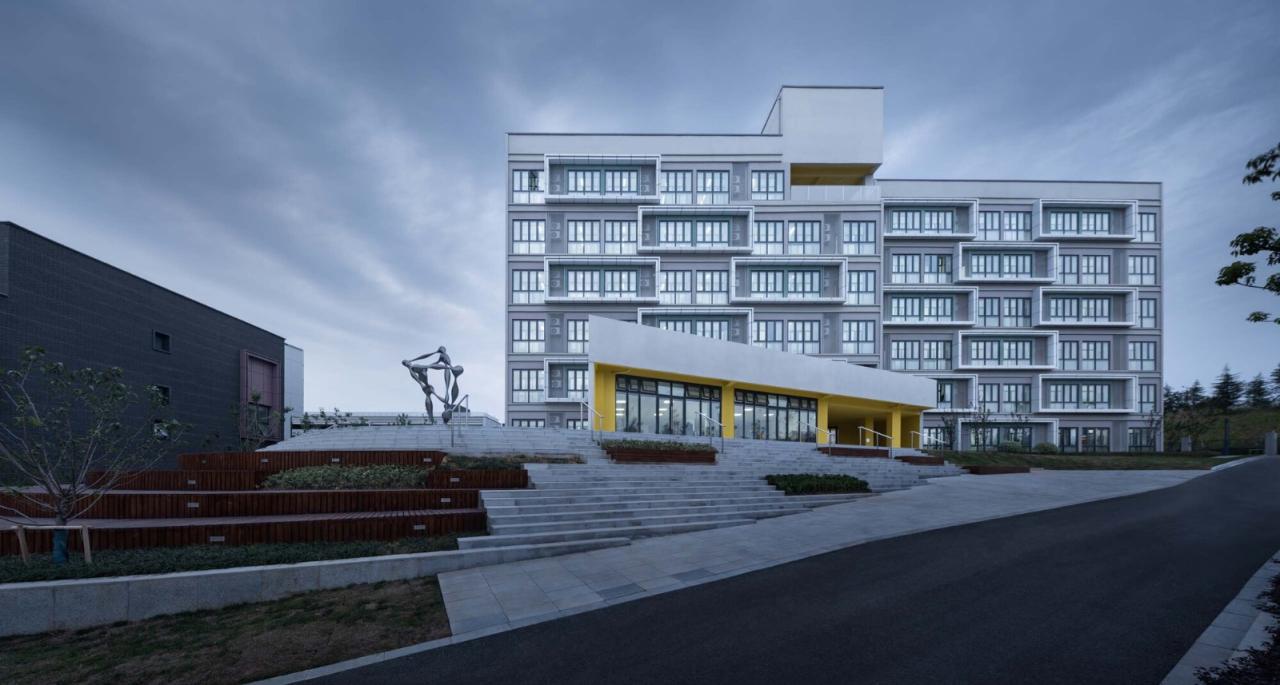 BIM建筑|南京中华中学雨花校区 / 东南大学建筑设计研究院 BIM建筑|南京中华中学雨花校区 / 东南大学建筑设计研究院
