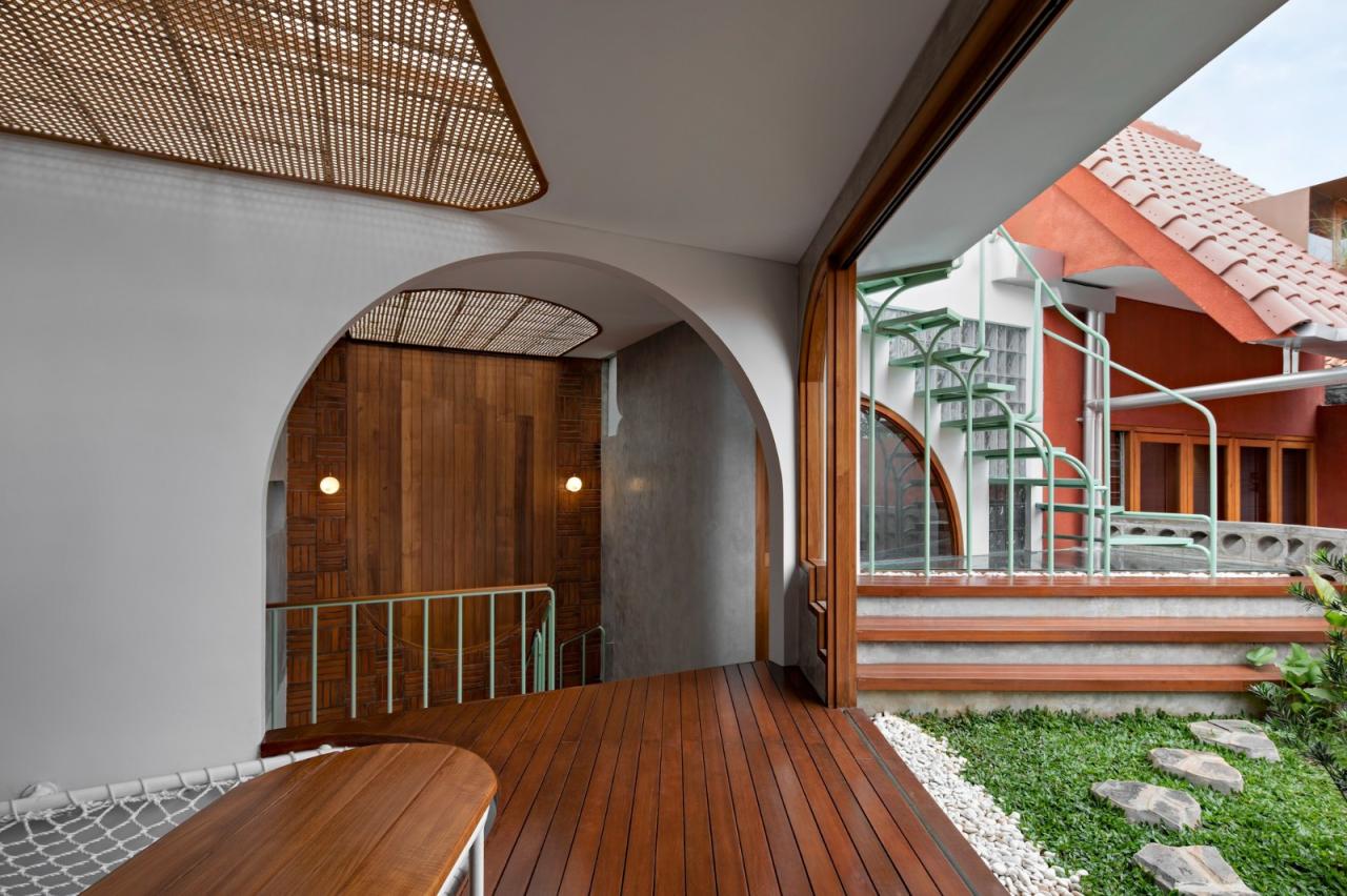 BIM建筑|爪哇屋顶+旋转房间,分心的房子 / Ismail Solehudin Architecture BIM建筑|爪哇屋顶+旋转房间,分心的房子 / Ismail Solehudin Architecture