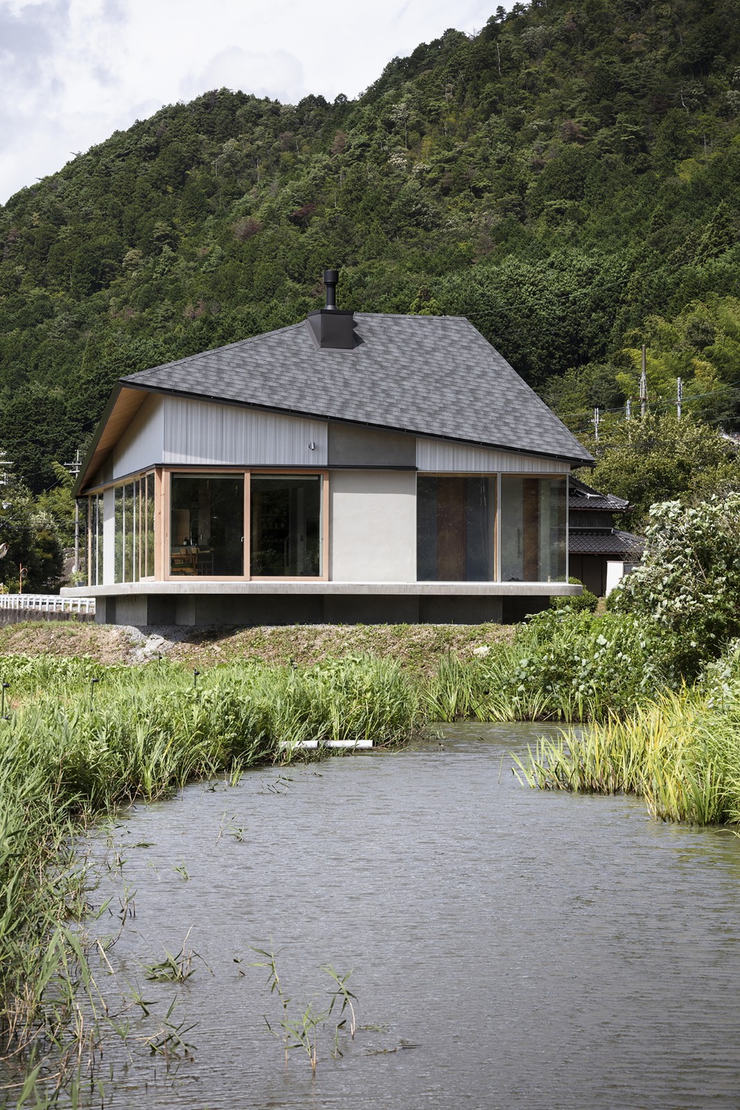BIM建筑|海原镇的地板和屋顶 / SAI建筑工作室 BIM建筑|海原镇的地板和屋顶 / SAI建筑工作室