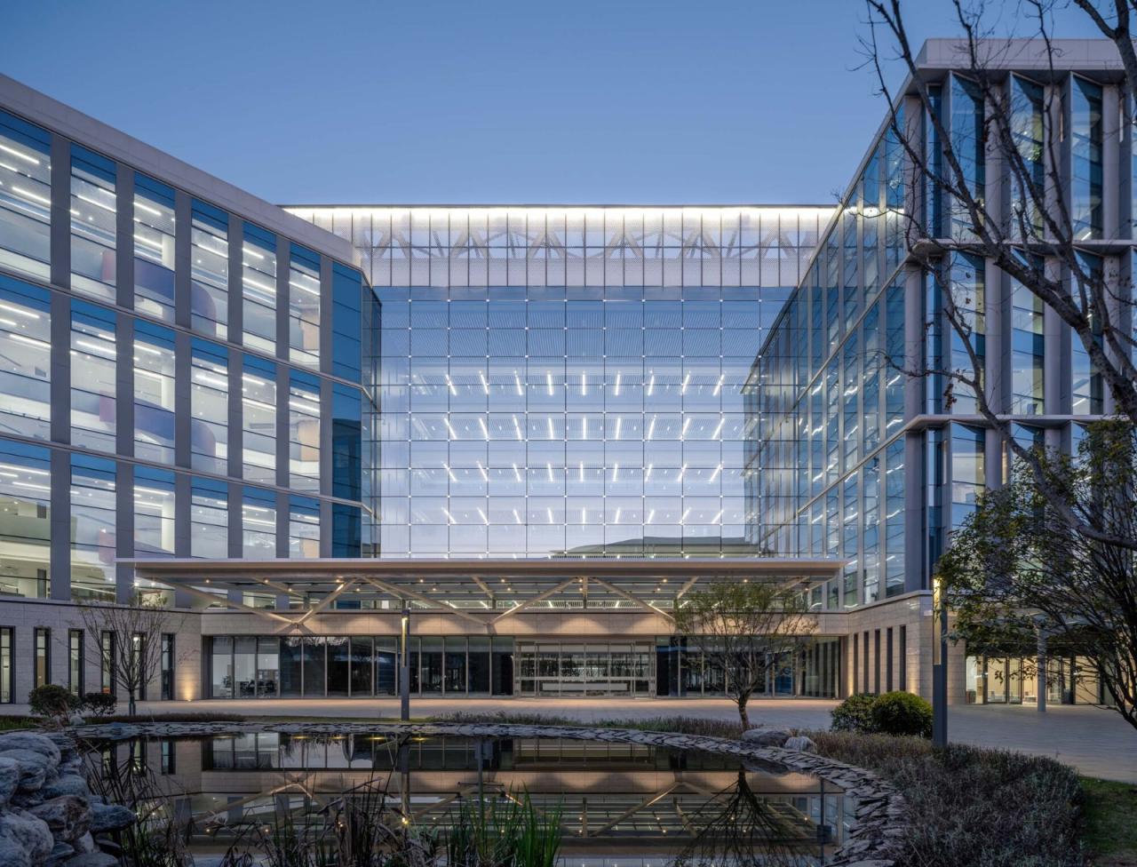 BIM建筑|海康威视成都科技园 / 华东建筑设计研究院 BIM建筑|海康威视成都科技园 / 华东建筑设计研究院