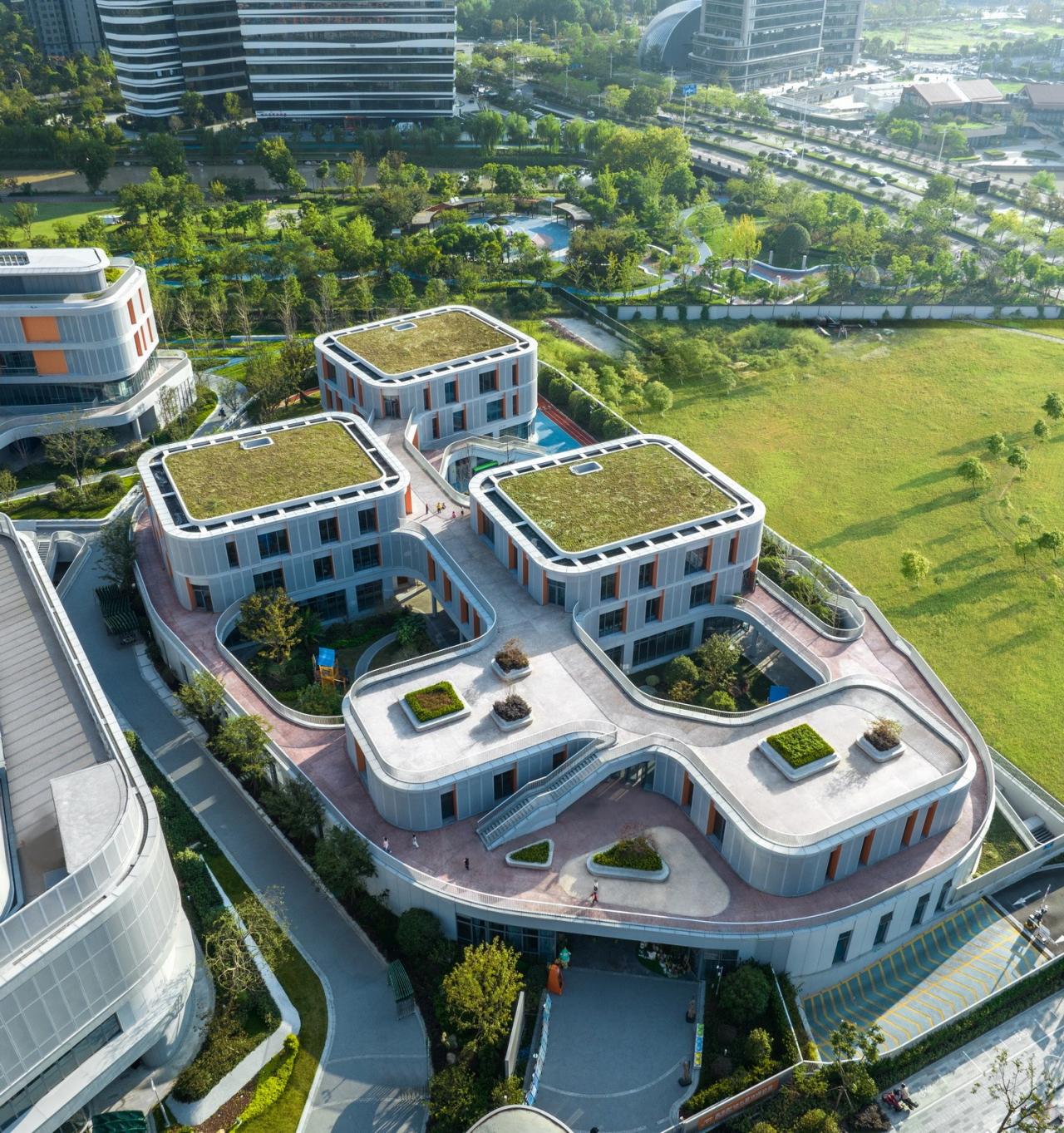 BIM建筑|串联的无界活动空间:杭州市滨江区东方郡幼儿园江晖分园 / 浙江大学建筑设计研究院有限公司 BIM建筑|串联的无界活动空间:杭州市滨江区东方郡幼儿园江晖分园 / 浙江大学建筑设计研究院有限公司