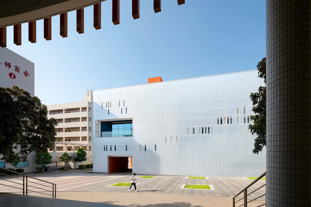 BIM建筑|河源市中小学科普教育馆 / 华南理工大学建筑设计研究院 陶郅工作室 BIM建筑|河源市中小学科普教育馆 / 华南理工大学建筑设计研究院 陶郅工作室