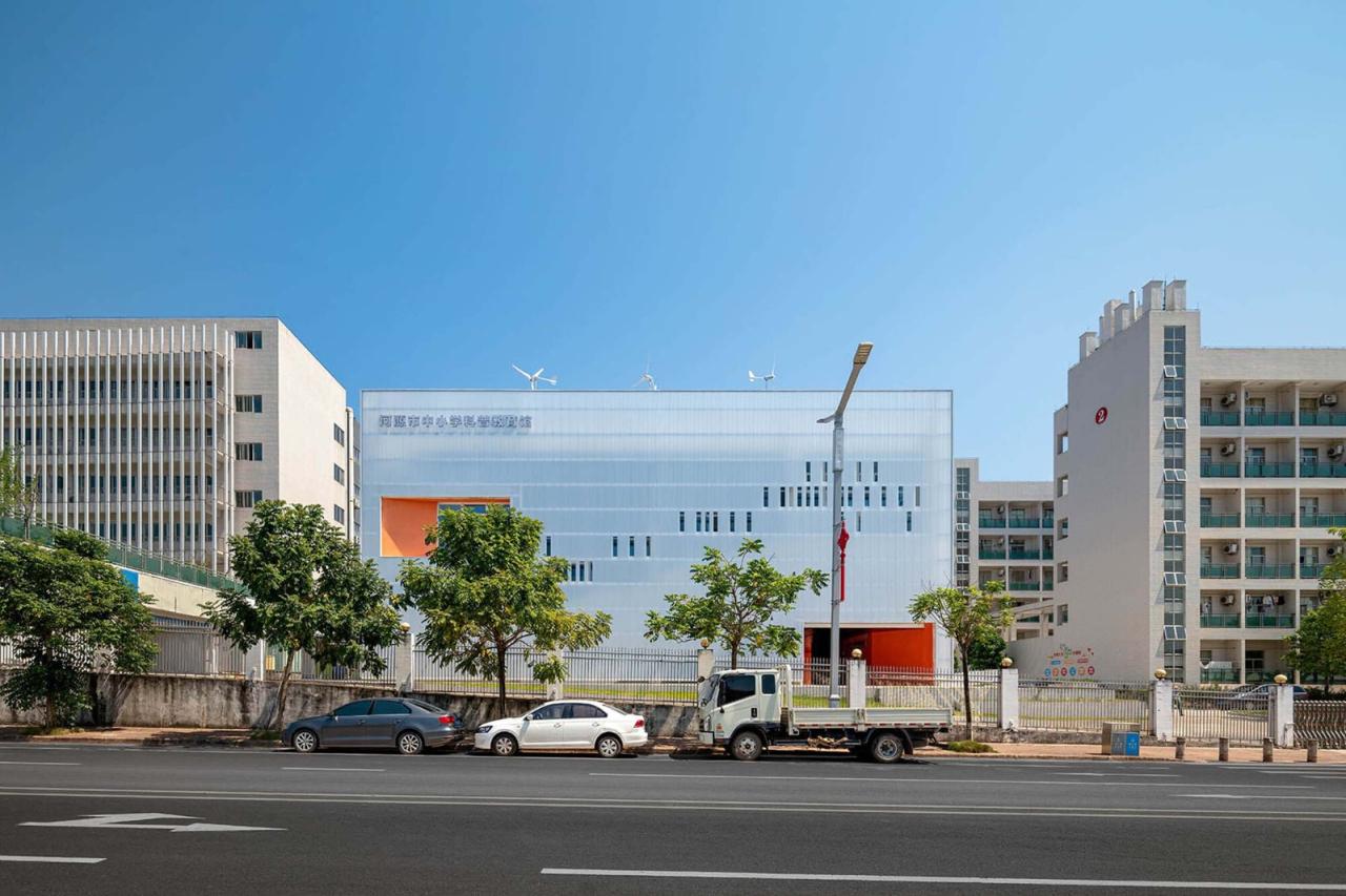 BIM建筑|河源市中小学科普教育馆 / 华南理工大学建筑设计研究院 陶郅工作室 BIM建筑|河源市中小学科普教育馆 / 华南理工大学建筑设计研究院 陶郅工作室