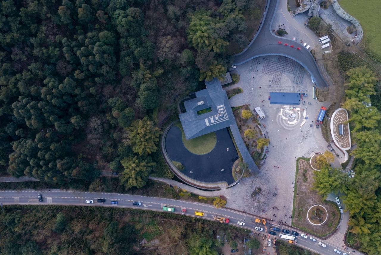 BIM建筑|竹文化的意象解读:崇州·竹艺村游客中心 / 小隐建筑 BIM建筑|竹文化的意象解读:崇州·竹艺村游客中心 / 小隐建筑