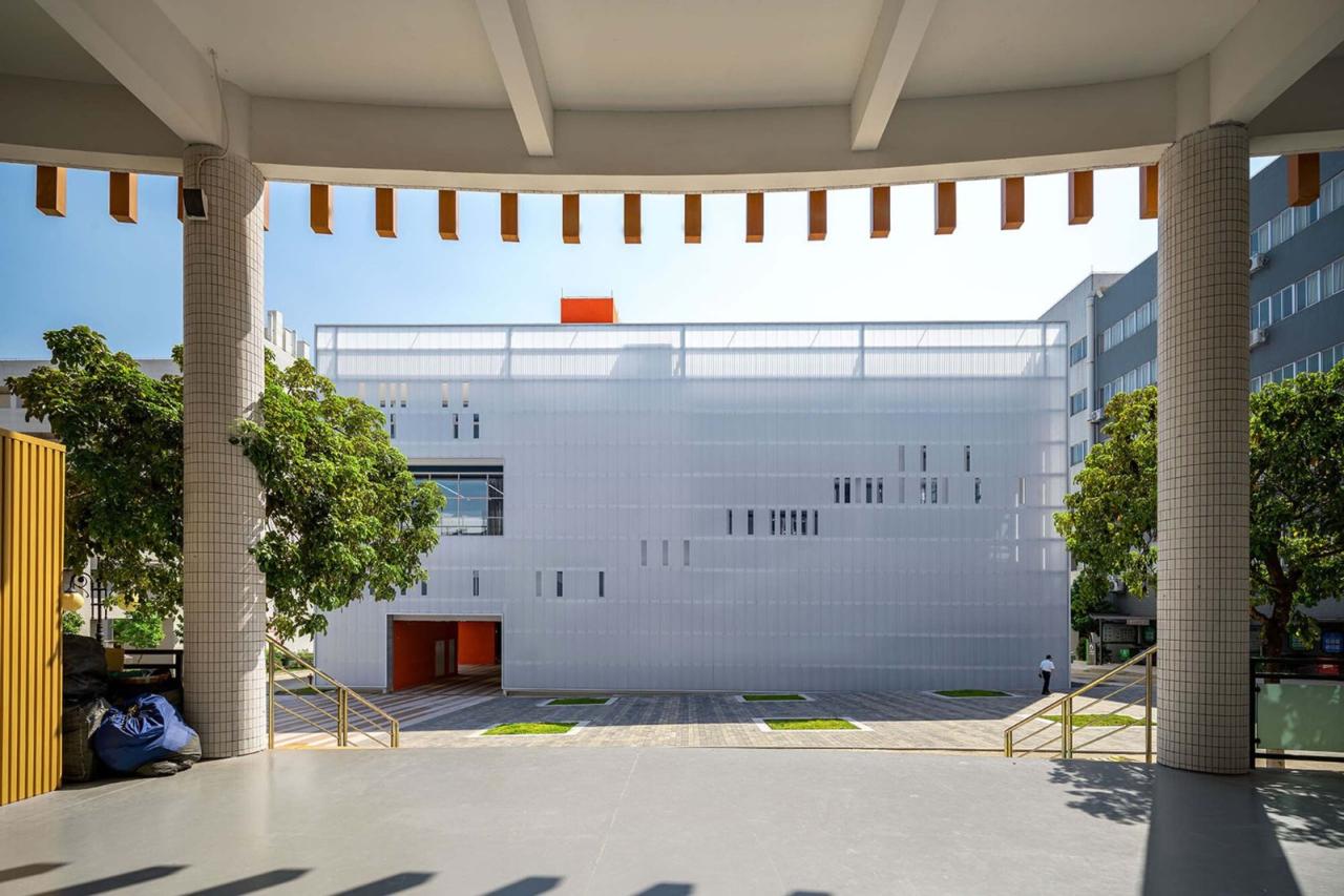 BIM建筑|河源市中小学科普教育馆 / 华南理工大学建筑设计研究院 陶郅工作室 BIM建筑|河源市中小学科普教育馆 / 华南理工大学建筑设计研究院 陶郅工作室