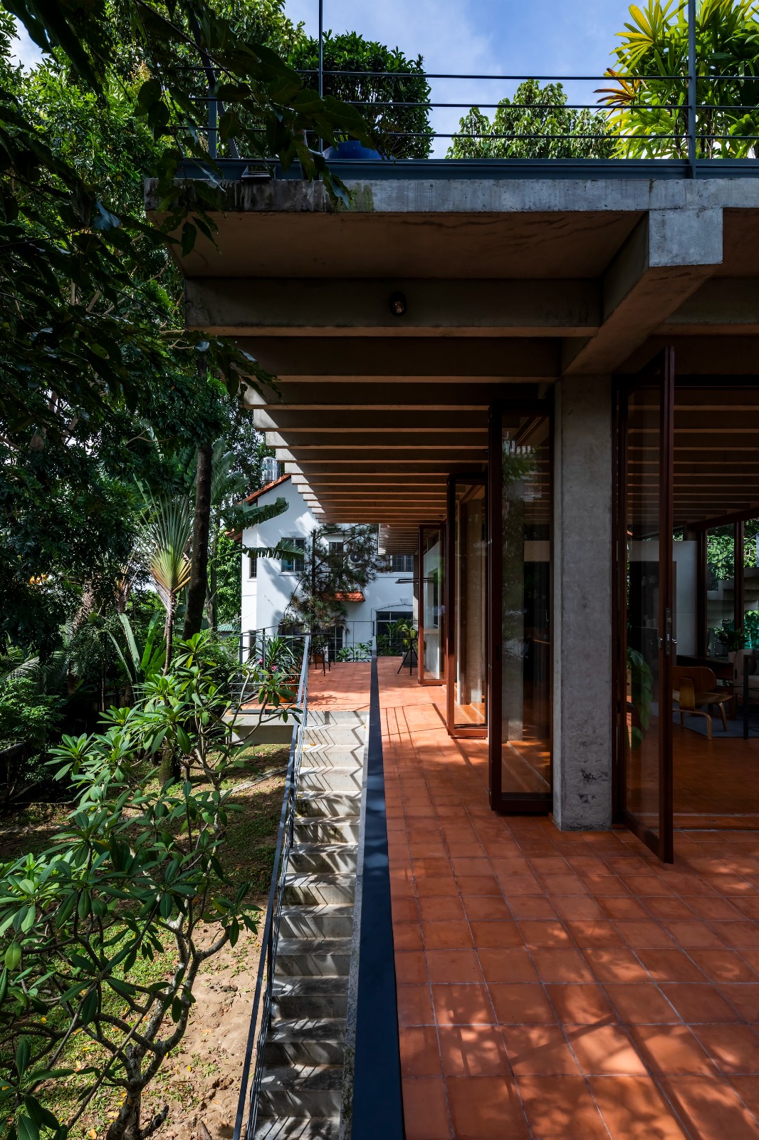 BIM建筑|漂浮住宅 / Sanuki Daisuke architects BIM建筑|漂浮住宅 / Sanuki Daisuke architects