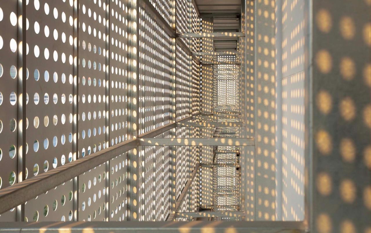 BIM建筑|BMW宝马前海客户体验中心 / 朱海博建筑设计事务所 BIM建筑|BMW宝马前海客户体验中心 / 朱海博建筑设计事务所