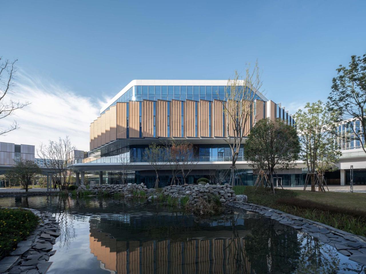 BIM建筑|海康威视成都科技园 / 华东建筑设计研究院 BIM建筑|海康威视成都科技园 / 华东建筑设计研究院