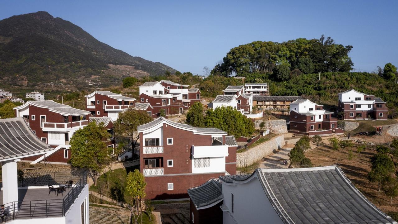 BIM建筑|探索乡居营造的新模式:永春县新时代农村社区 / 三文建筑 BIM建筑|探索乡居营造的新模式:永春县新时代农村社区 / 三文建筑