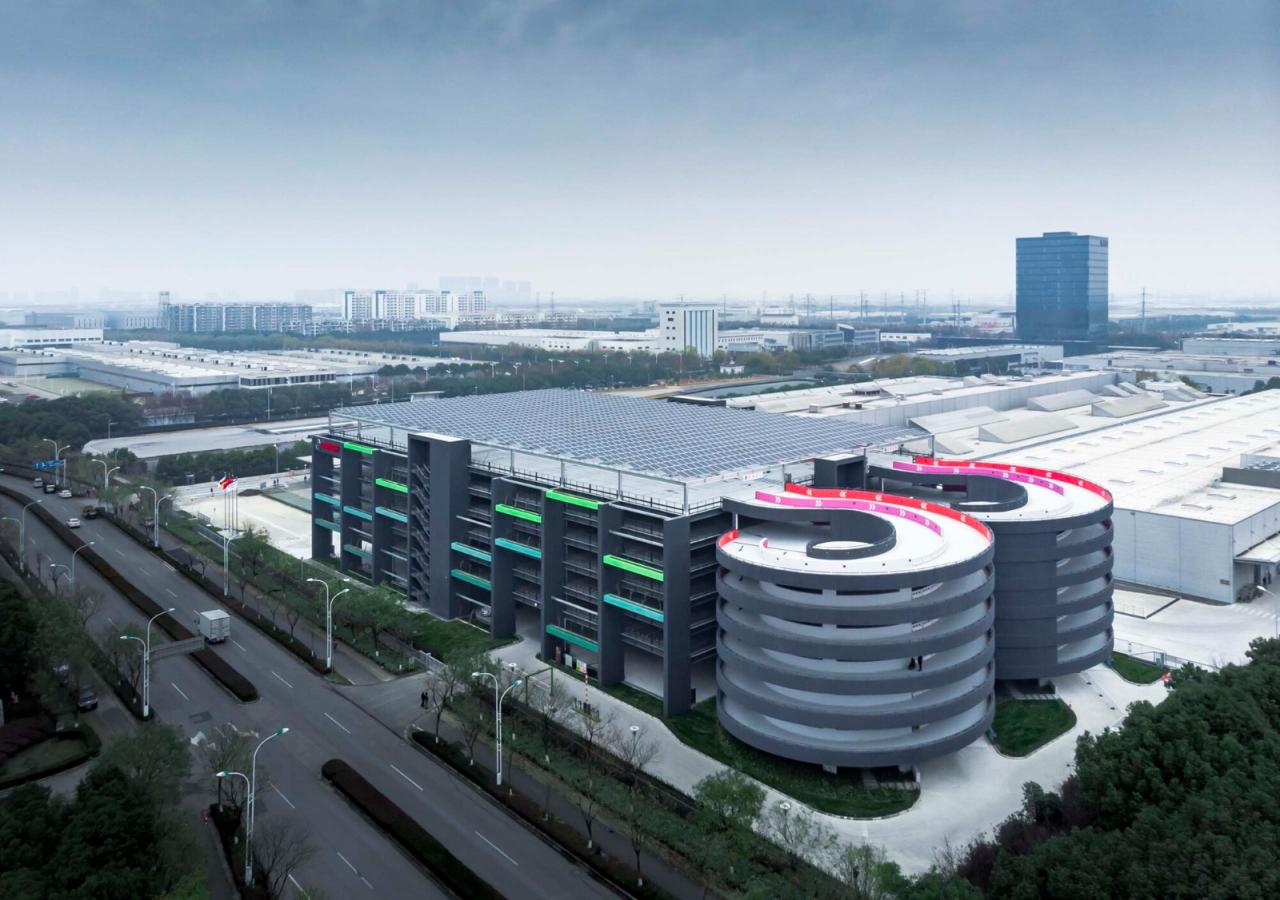 BIM建筑|三区博世汽车部件项目S215停车楼(一期 )/ 中衡设计集团 BIM建筑|三区博世汽车部件项目S215停车楼(一期 )/ 中衡设计集团